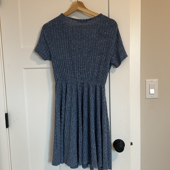 Blue mini dress - Picture 3 of 3